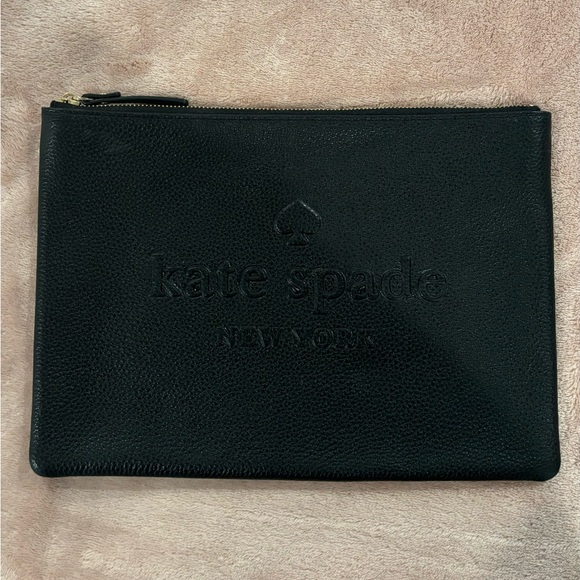 Kate Spade Pouch - Picture 1 of 2